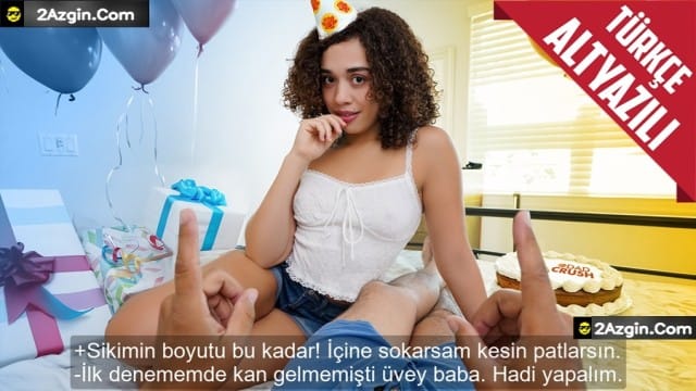 İlk sikişinde kanama gelmediği için bakire olan kız üvey babasının dev sikiyle denedi